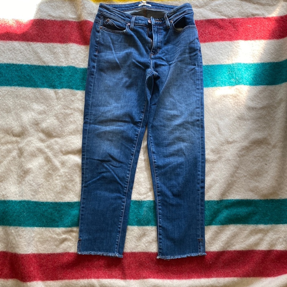 Eileen Fisher. Hardly worn, no signs of wear.